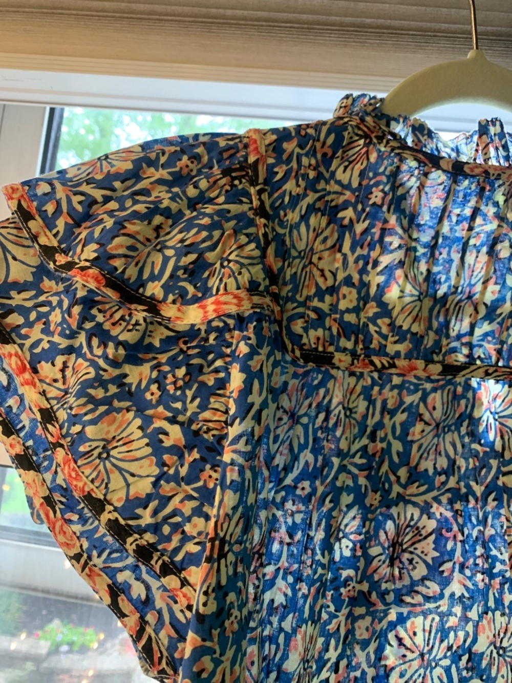 THML Floral Top - Picture 9 of 10